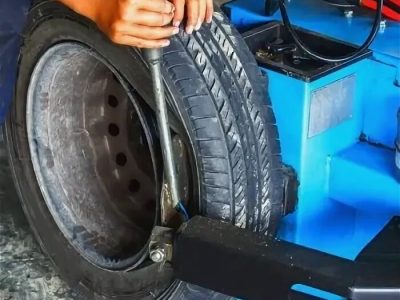 Akdemir Oto Lastik & Yol Yardım