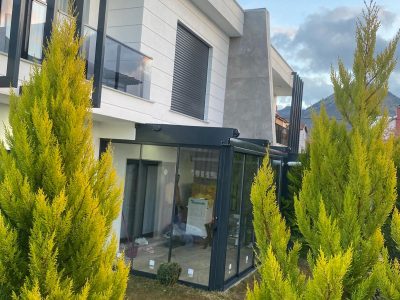 Mavi Yapı Cam Balkon