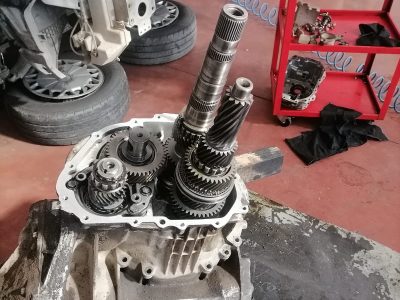 Uzunoğlu Otomotiv Ford Özel Servis